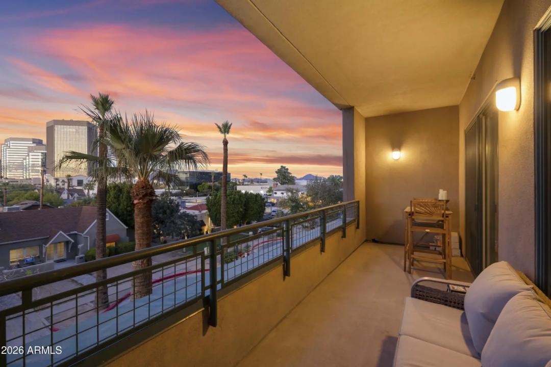 Real Estate Picture 24