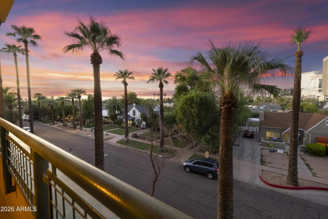 Real Estate Picture 38