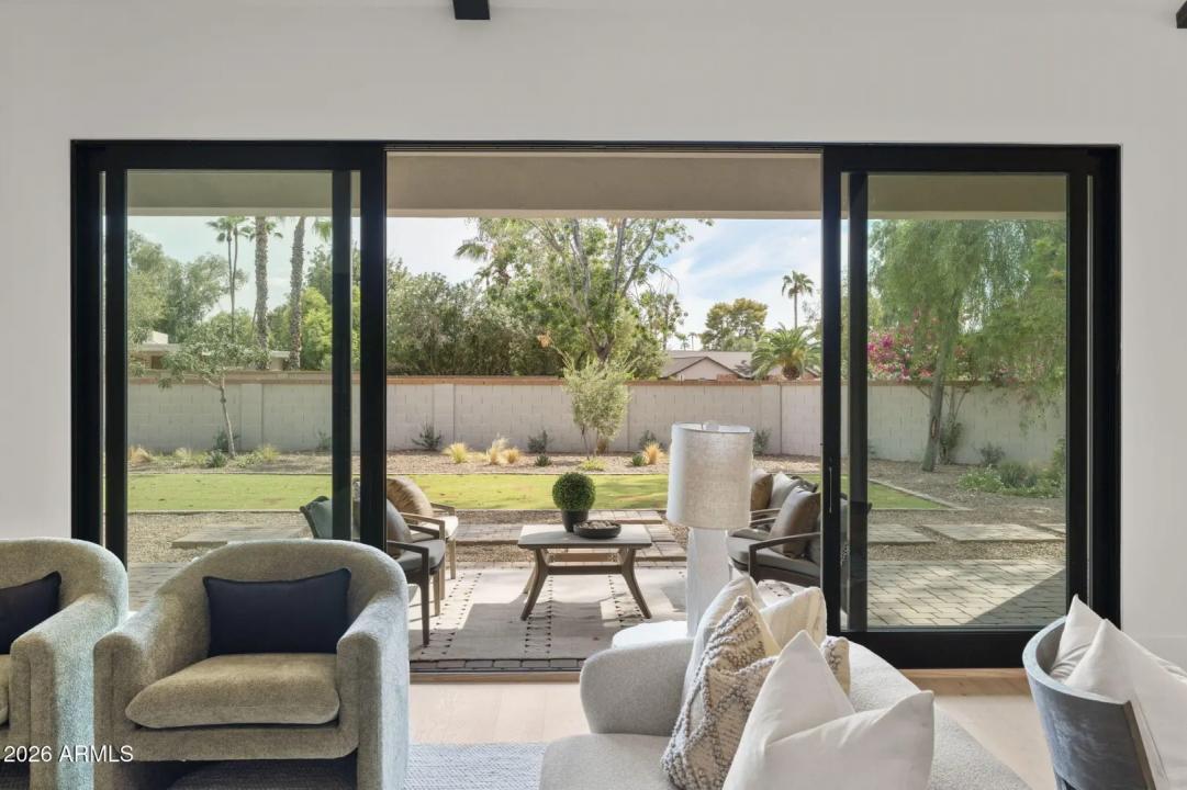 Real Estate Picture 32