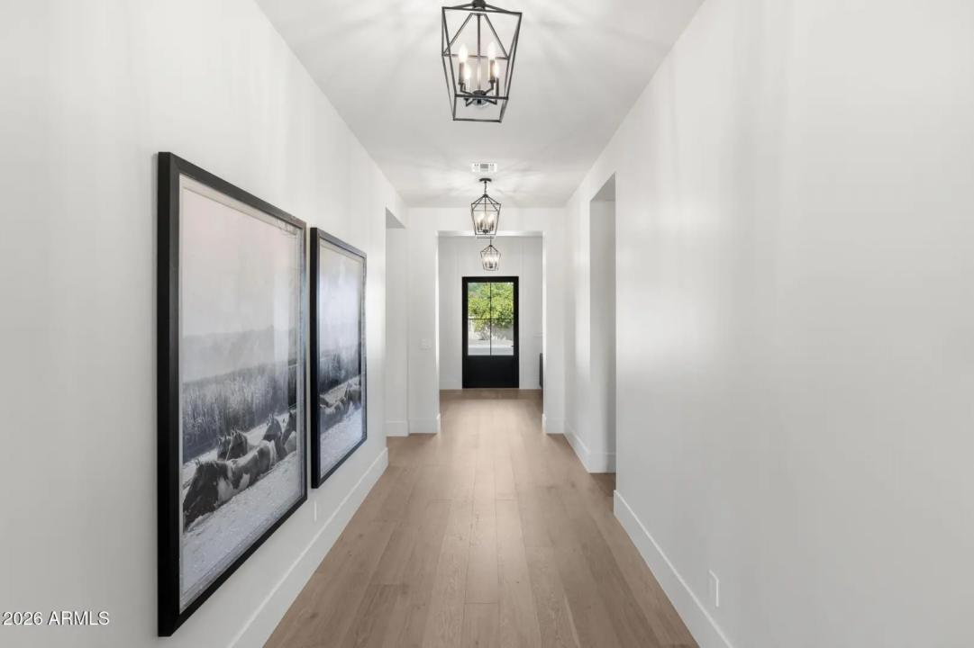 Real Estate Picture 6