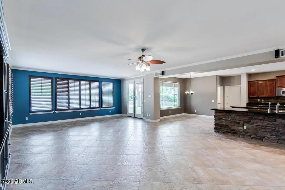 Real Estate Picture 17
