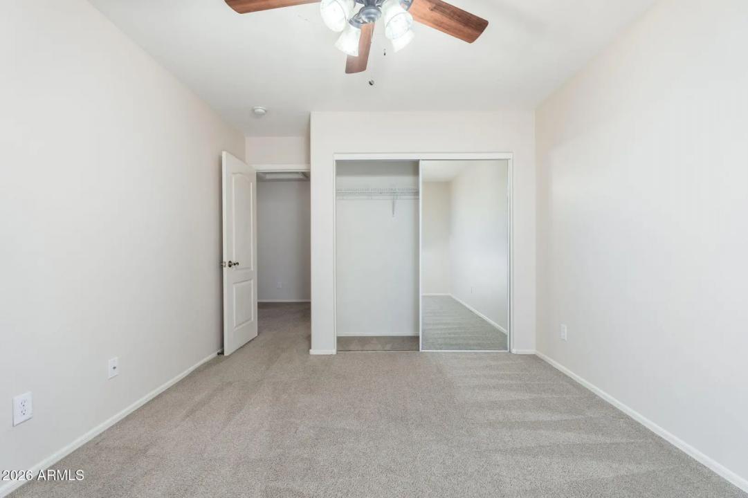 Real Estate Picture 18
