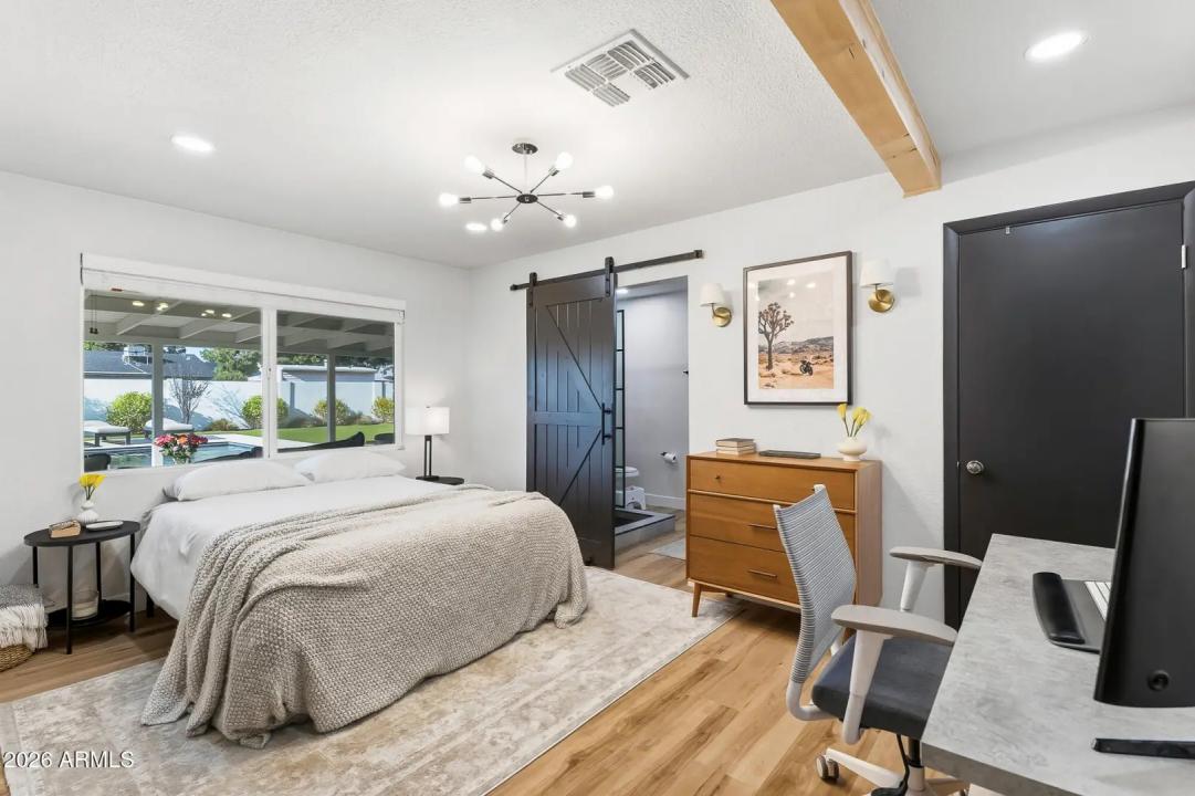 Real Estate Picture 26