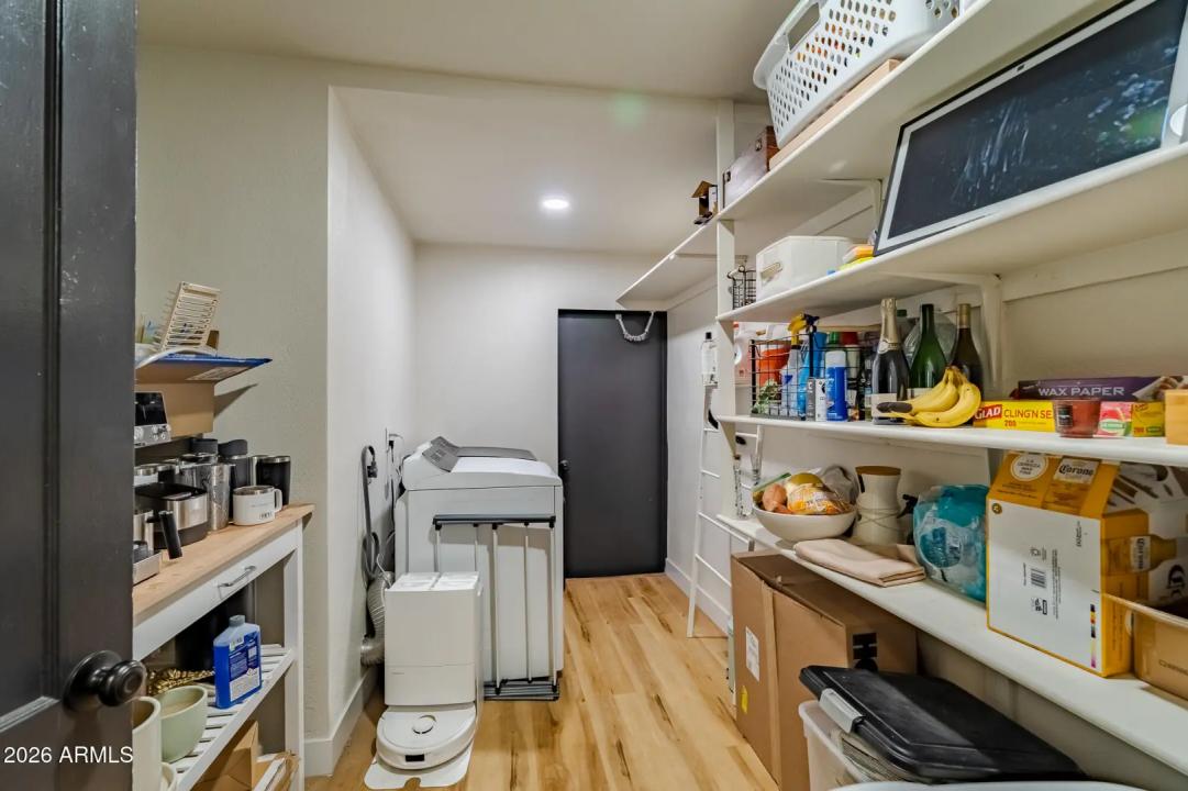 Real Estate Picture 29