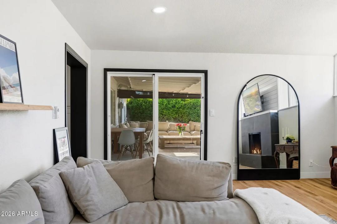 Real Estate Picture 21