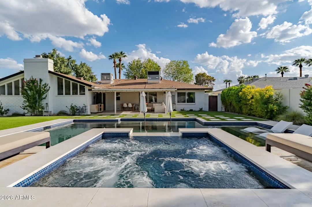 Real Estate Picture 36