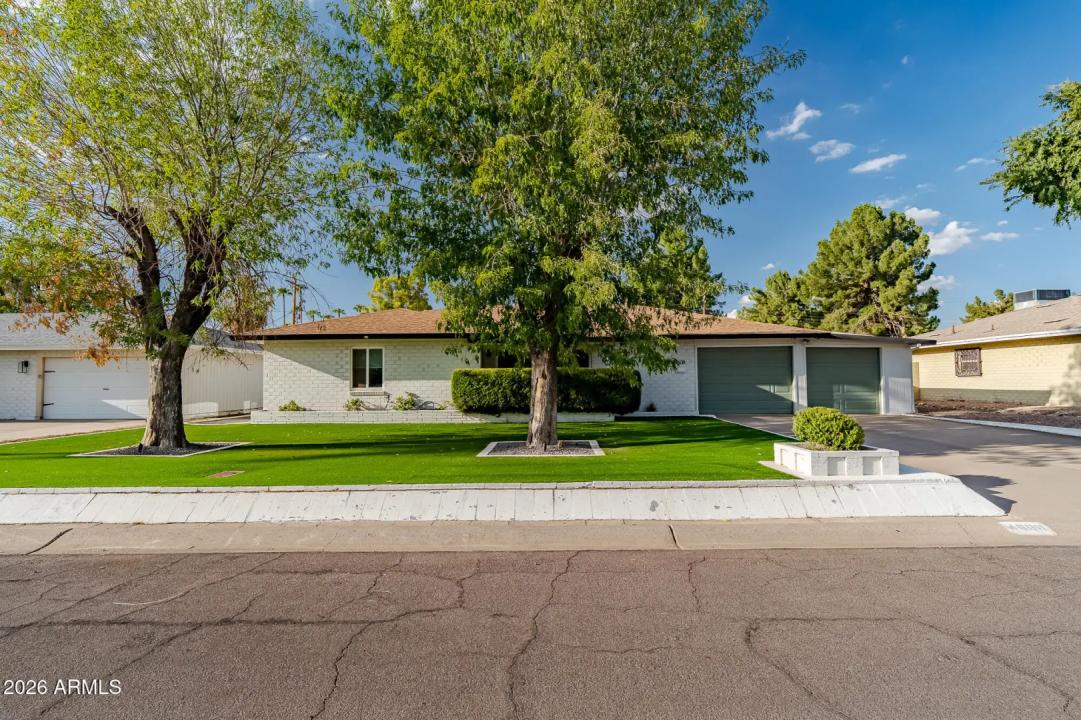 Real Estate Picture 2