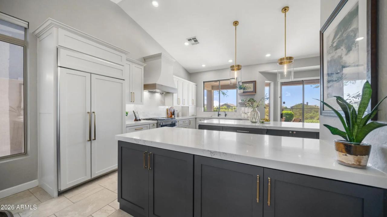 Real Estate Picture 13