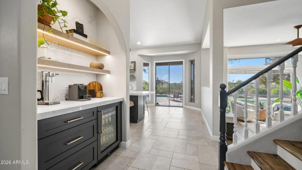 Real Estate Picture 22