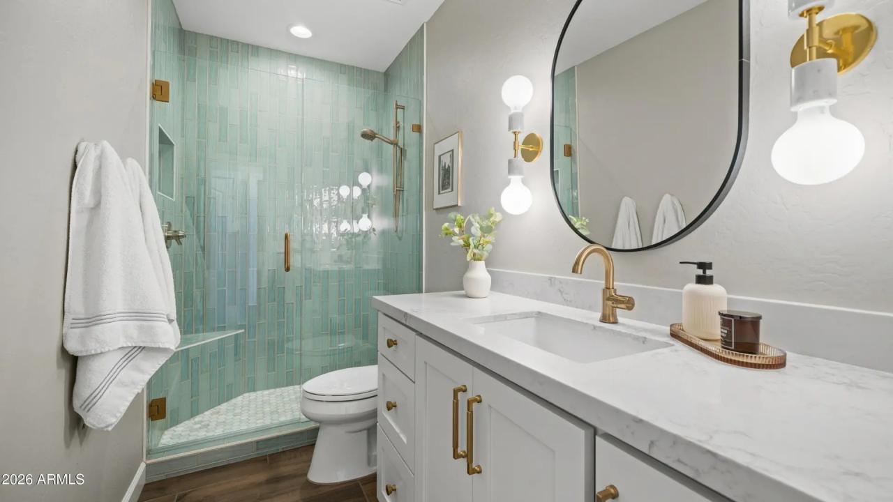 Real Estate Picture 30