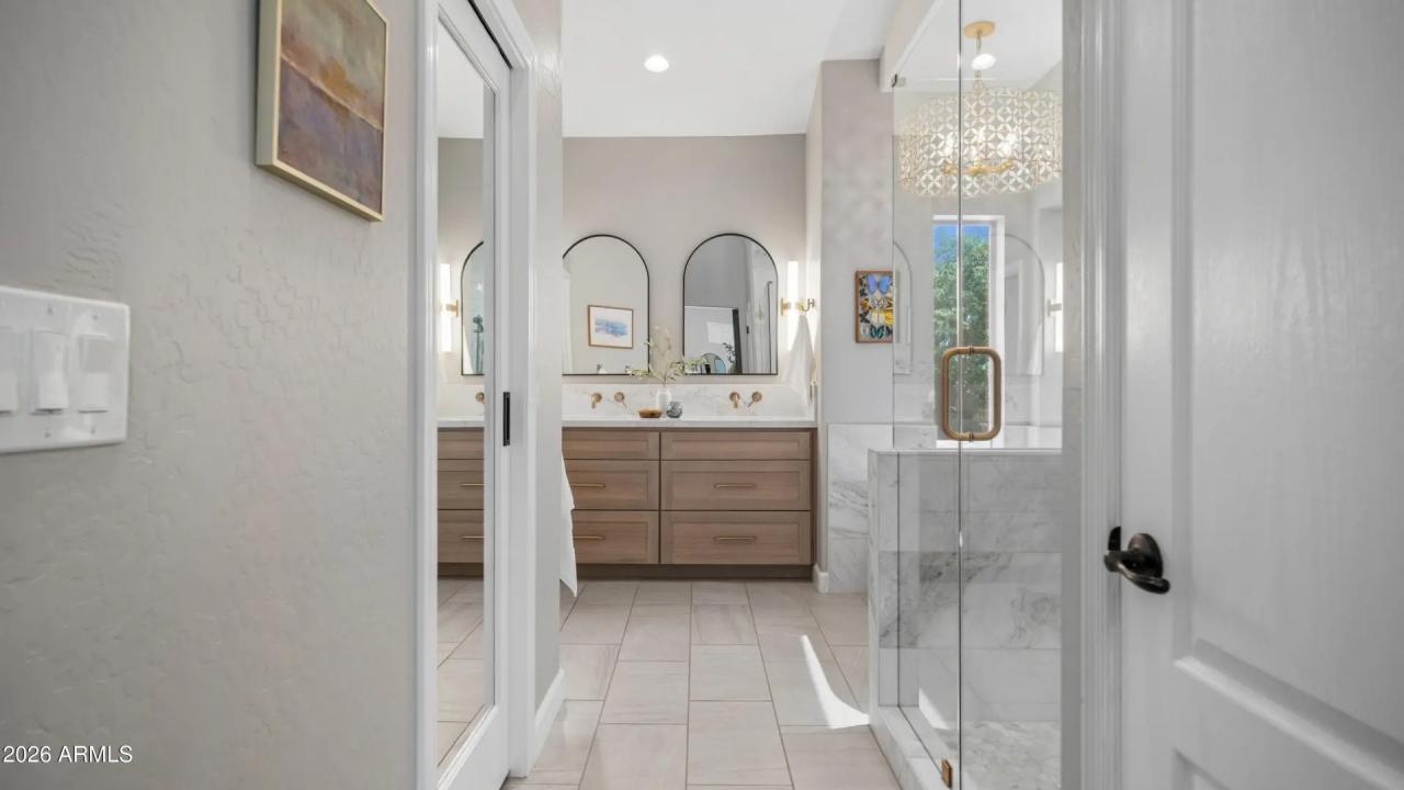 Real Estate Picture 37