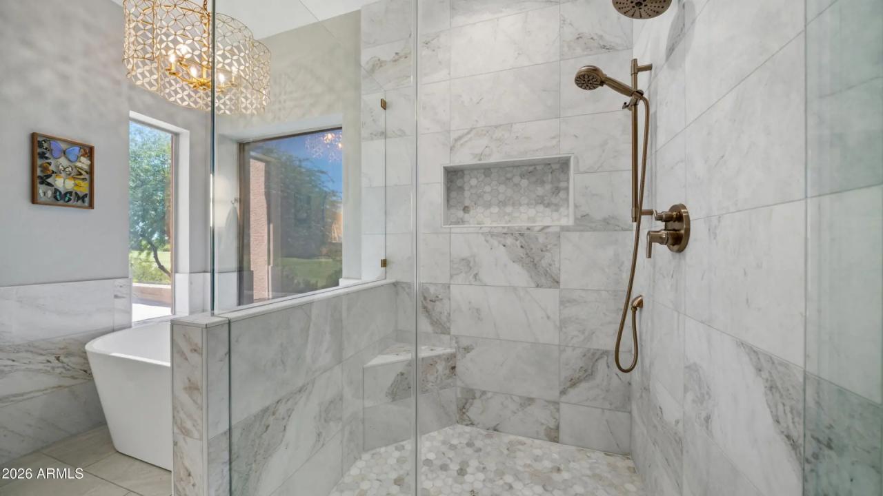 Real Estate Picture 38