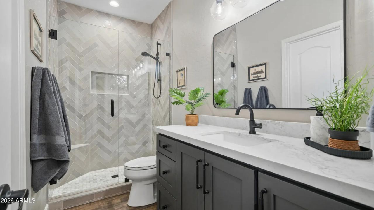 Real Estate Picture 45