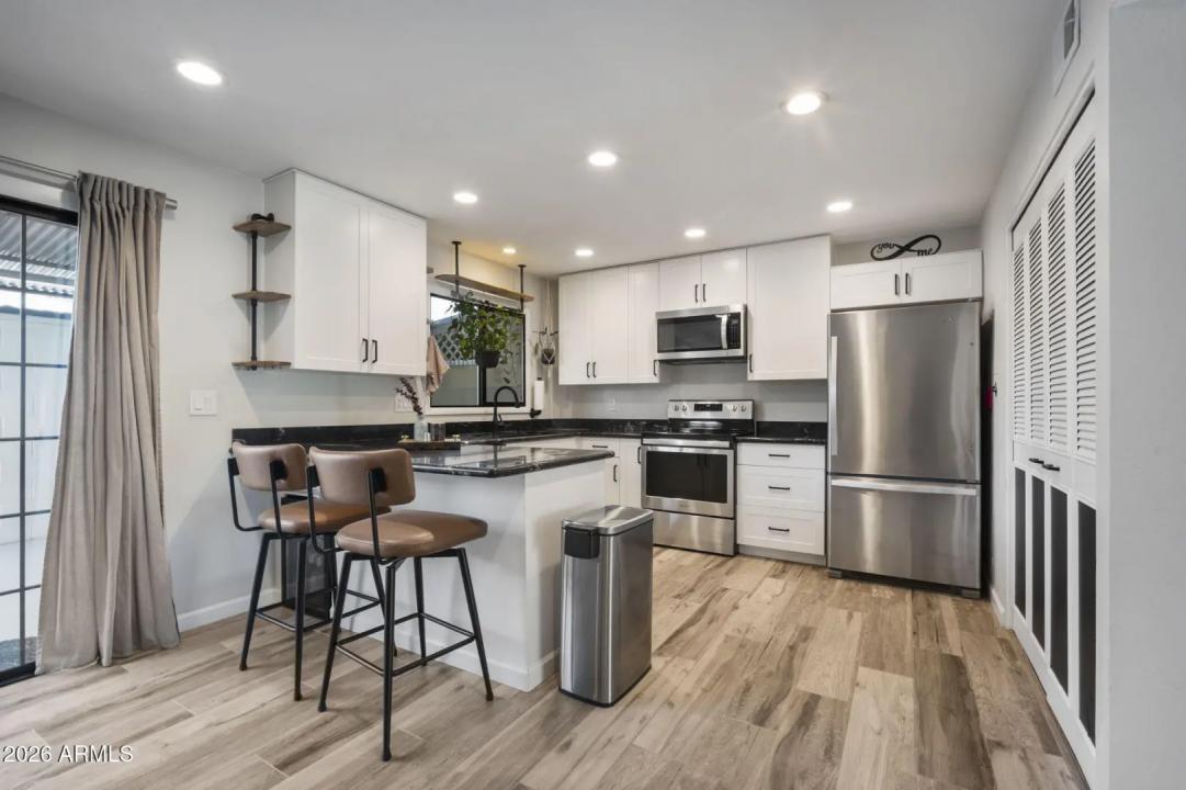 Real Estate Picture 2