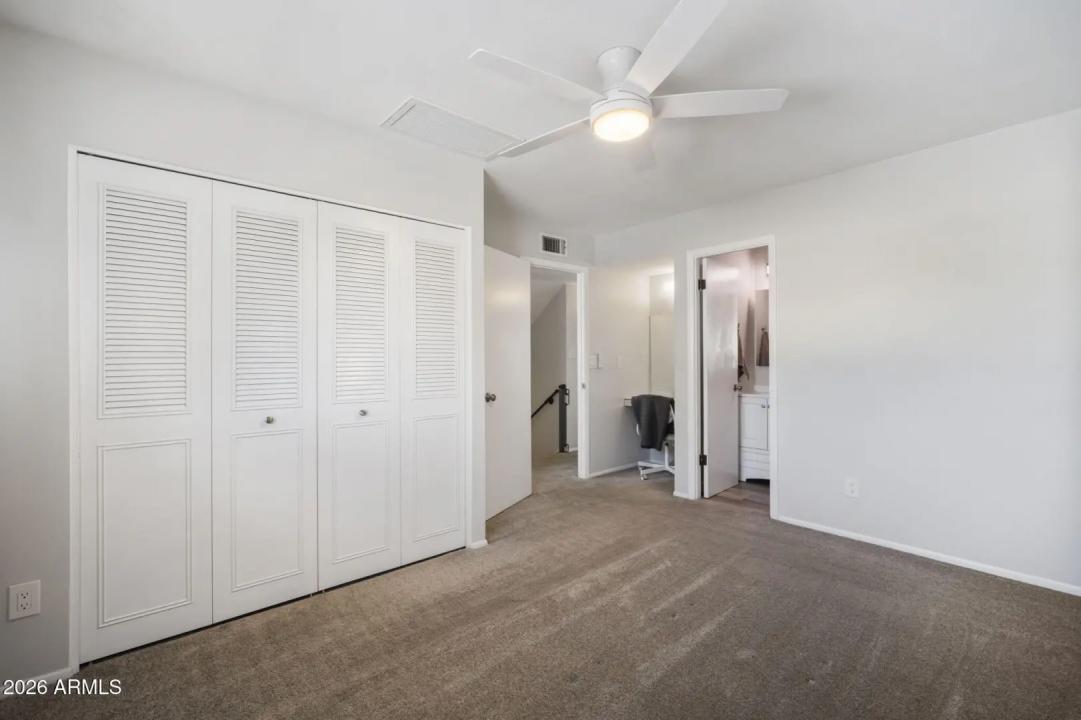Real Estate Picture 25