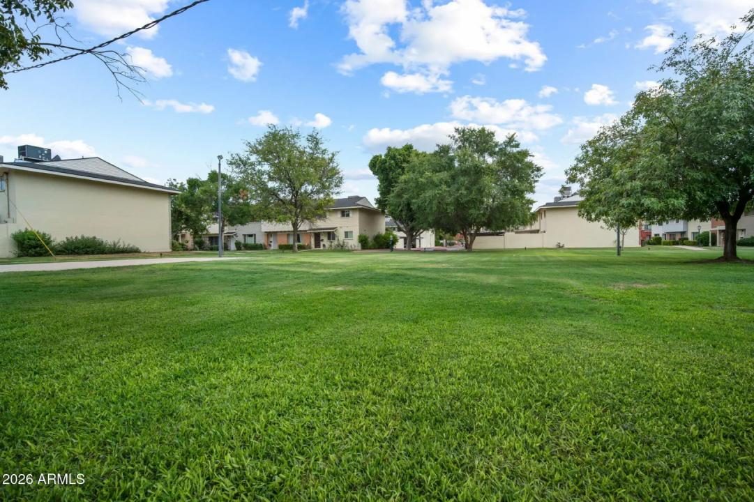 Real Estate Picture 47