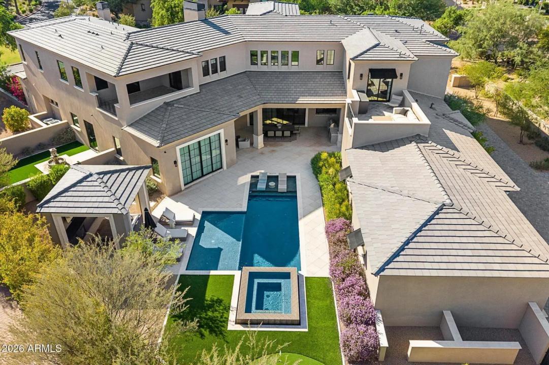 Real Estate Picture 1