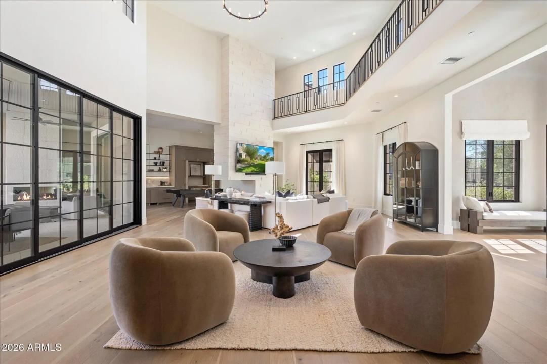 Real Estate Picture 6