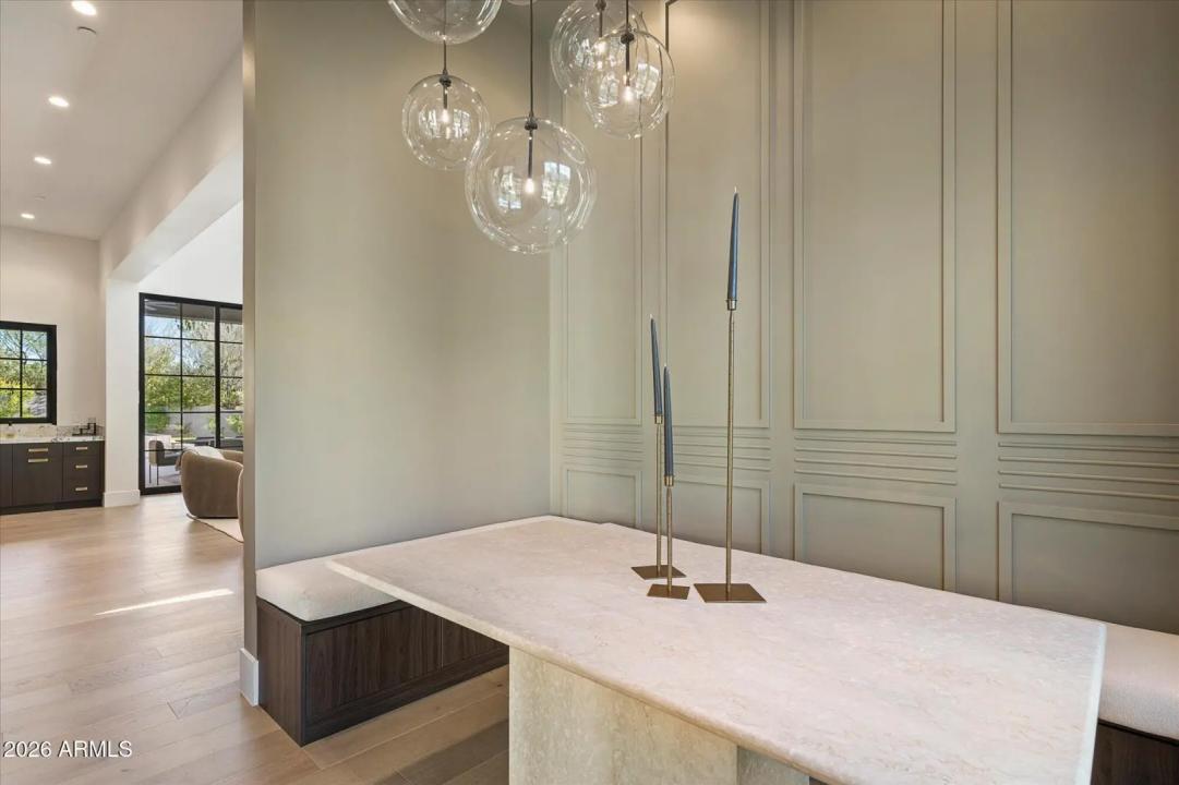 Real Estate Picture 11