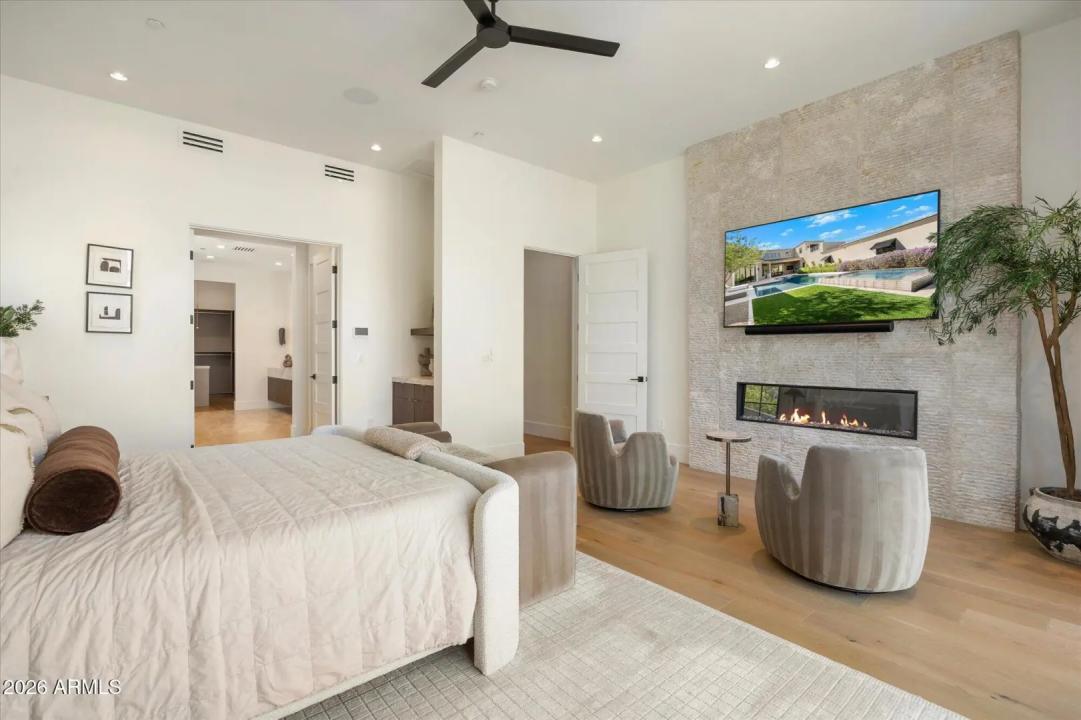 Real Estate Picture 39