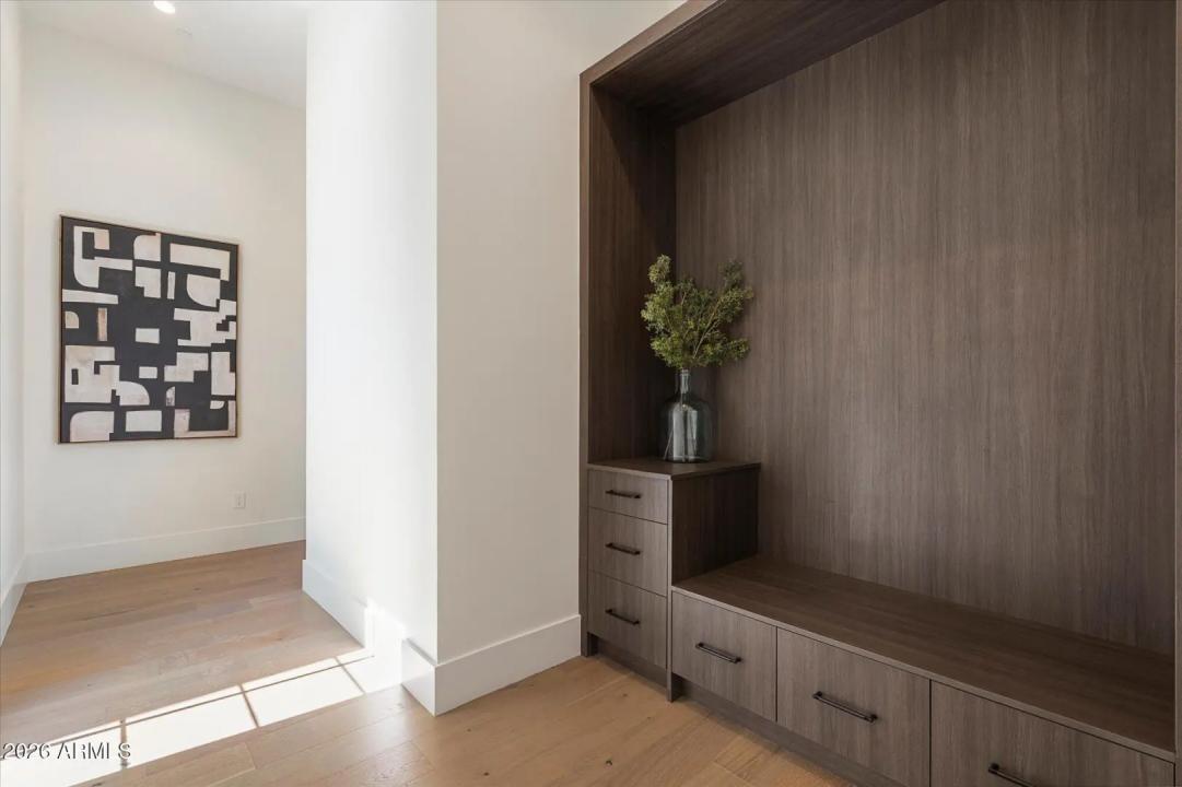 Real Estate Picture 58