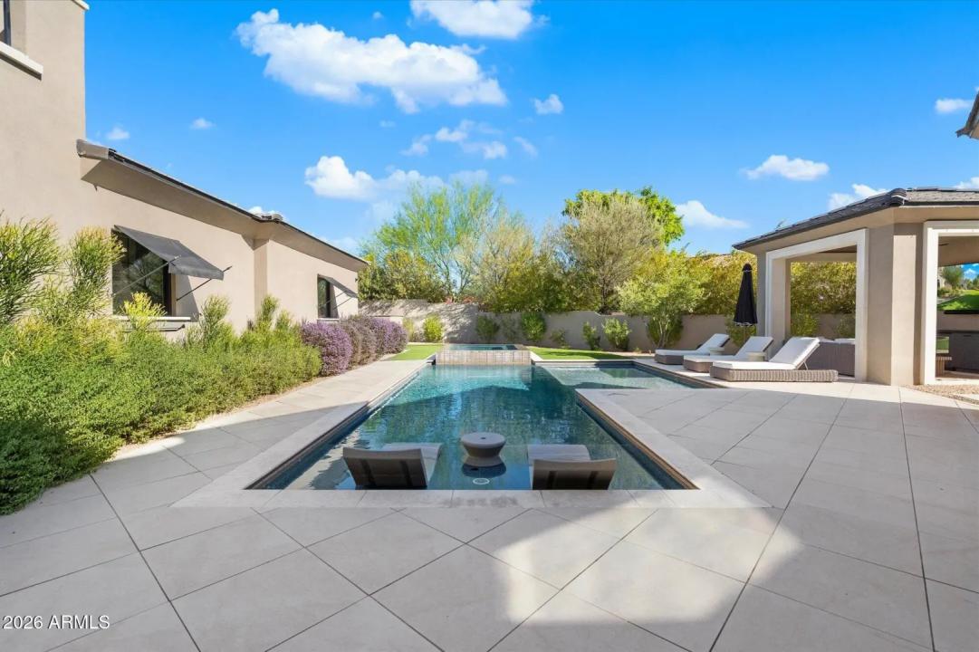 Real Estate Picture 75