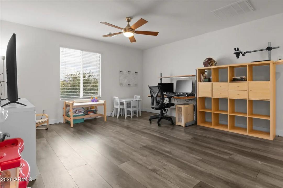 Real Estate Picture 31