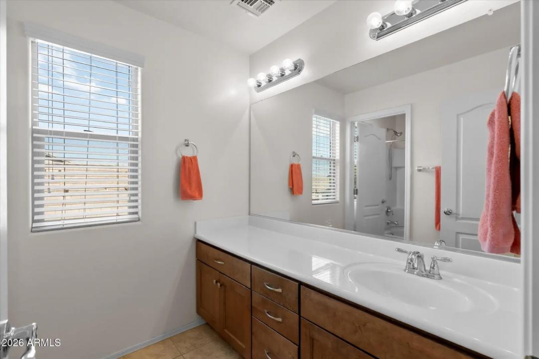 Real Estate Picture 36