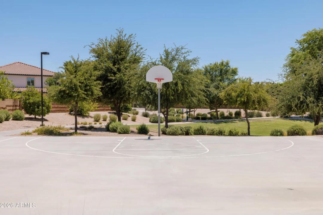 Real Estate Picture 54