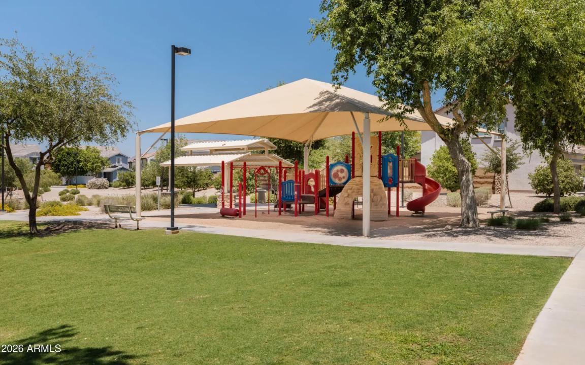 Real Estate Picture 56