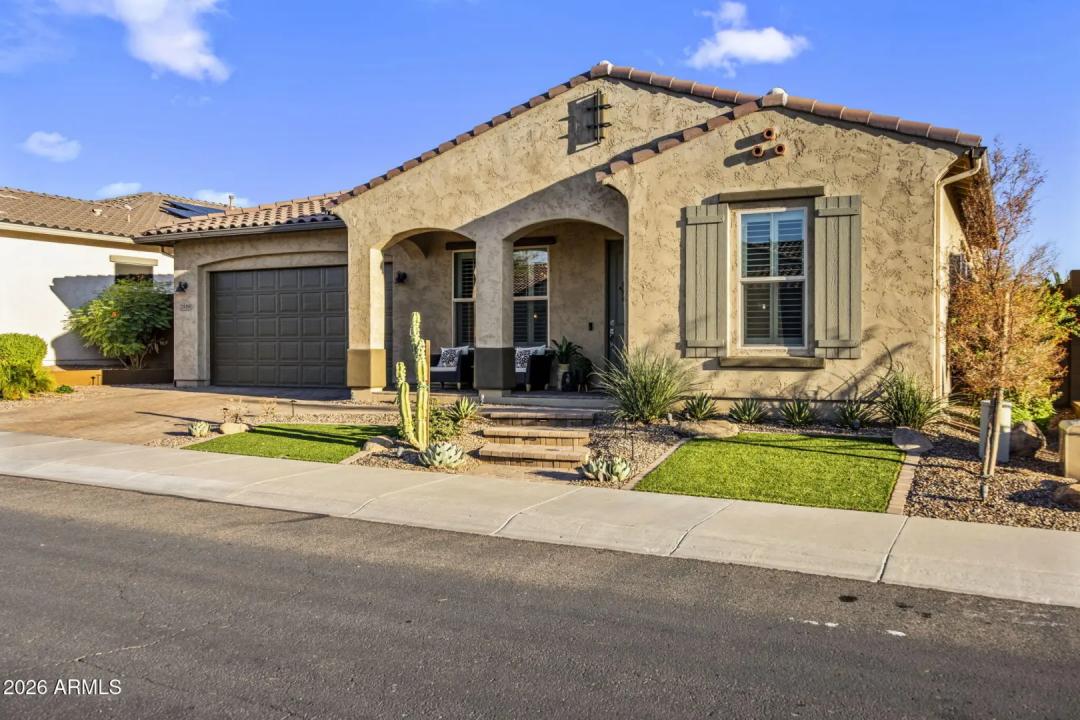 Real Estate Picture 1
