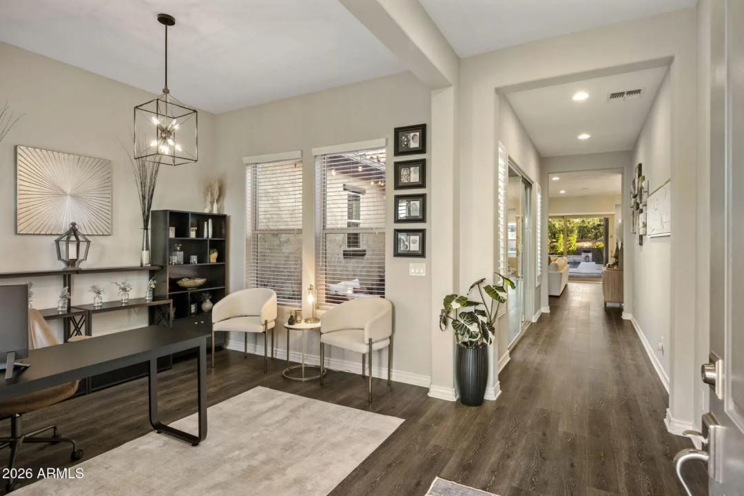 Real Estate Picture 24