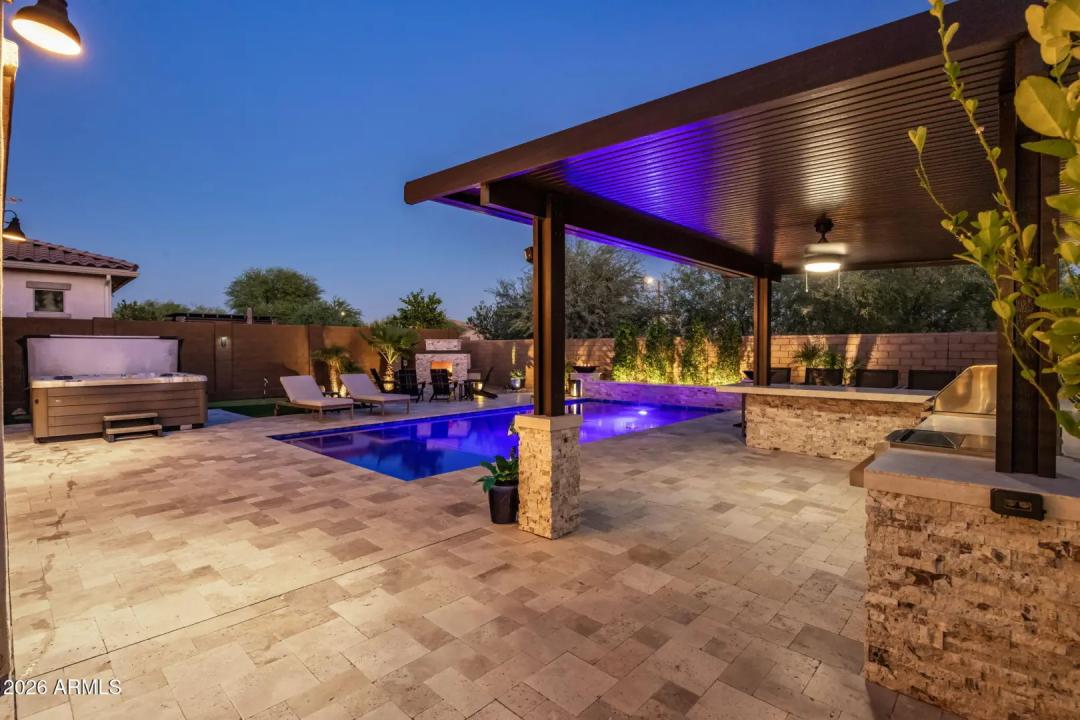 Real Estate Picture 49