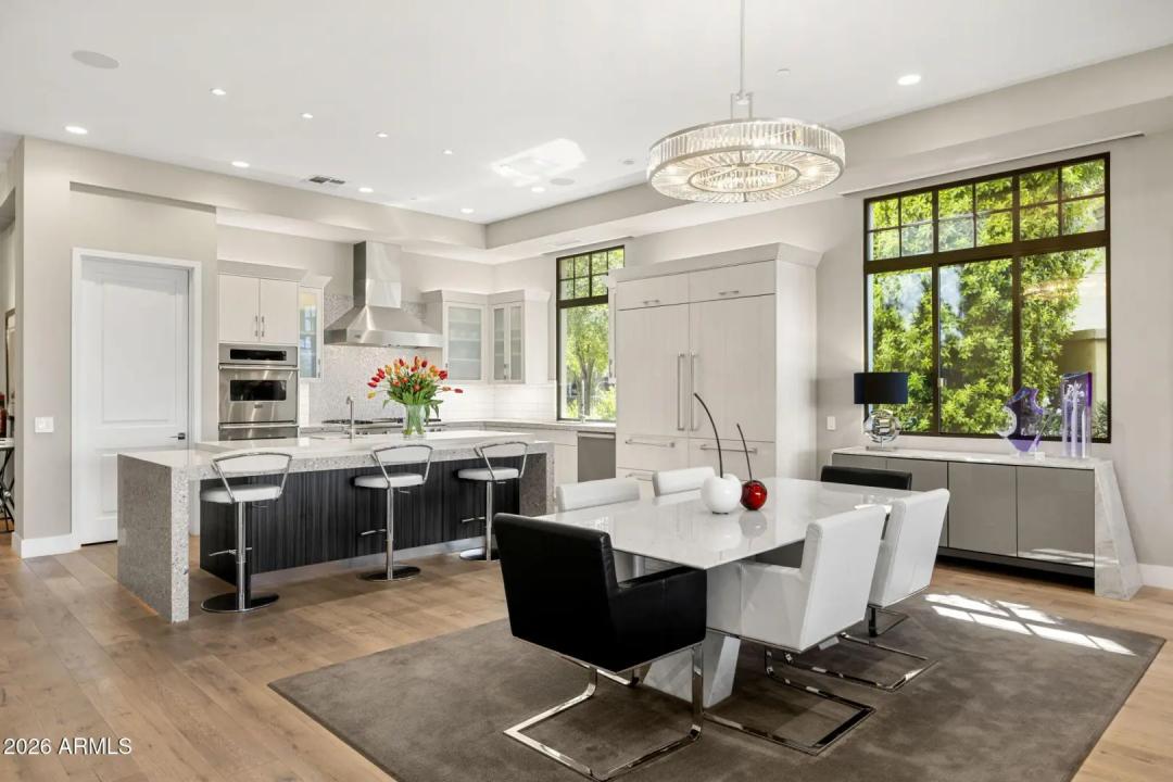 Real Estate Picture 2