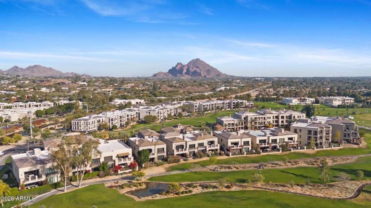Real Estate Picture 8