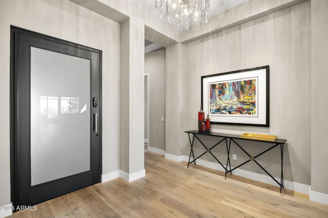 Real Estate Picture 10