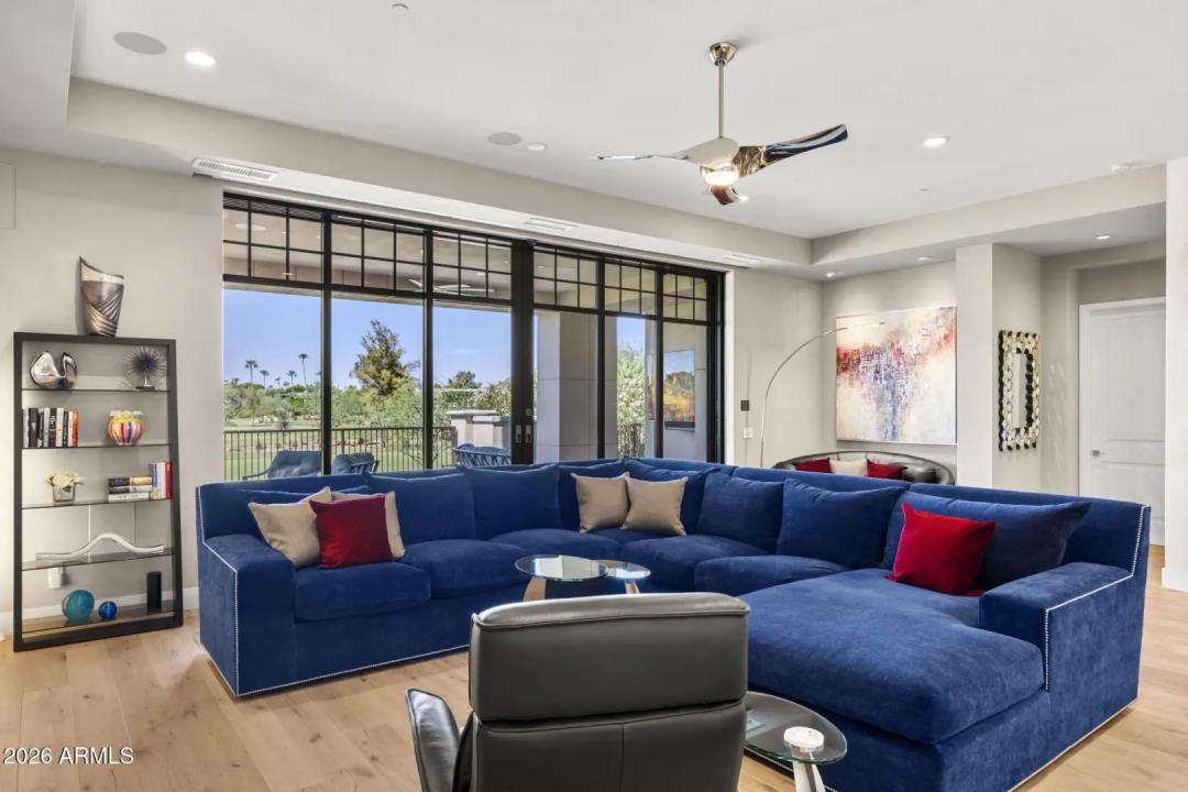 Real Estate Picture 13