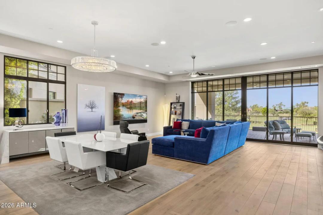 Real Estate Picture 16