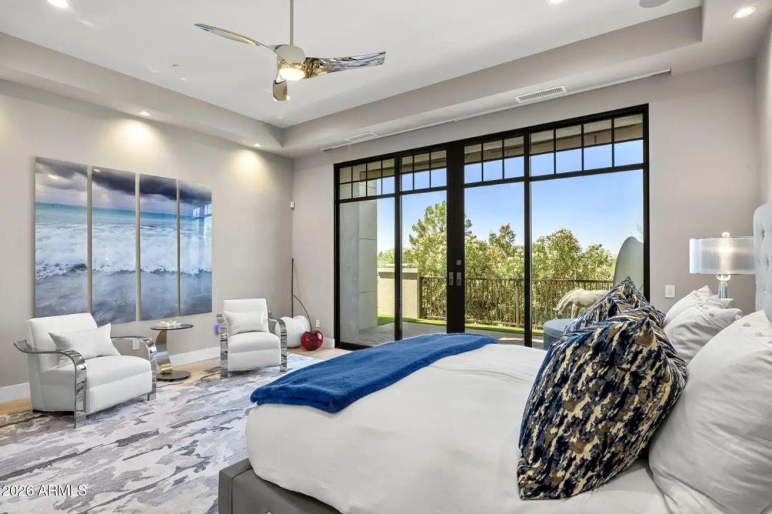 Real Estate Picture 25