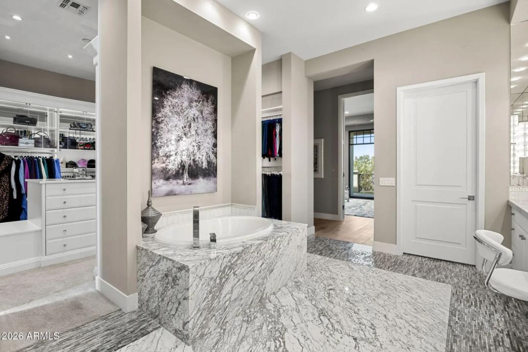 Real Estate Picture 29