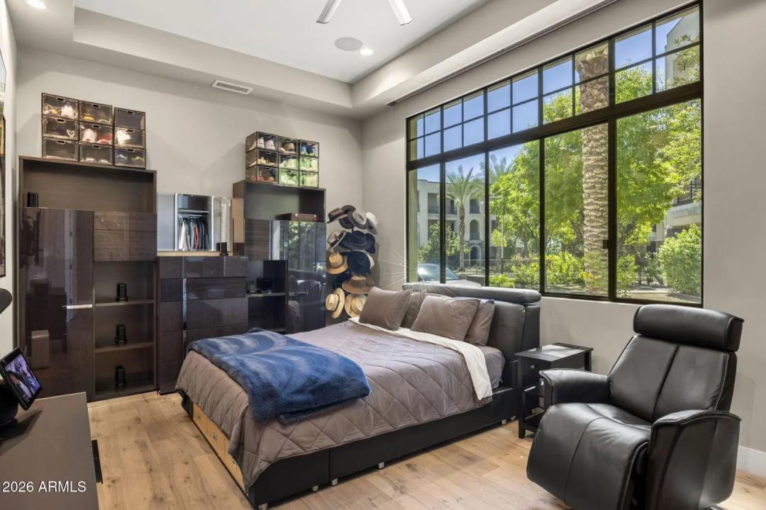 Real Estate Picture 34