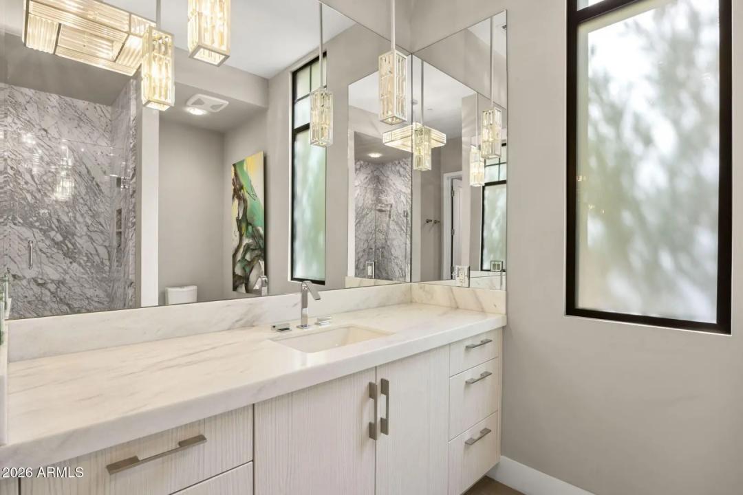 Real Estate Picture 36