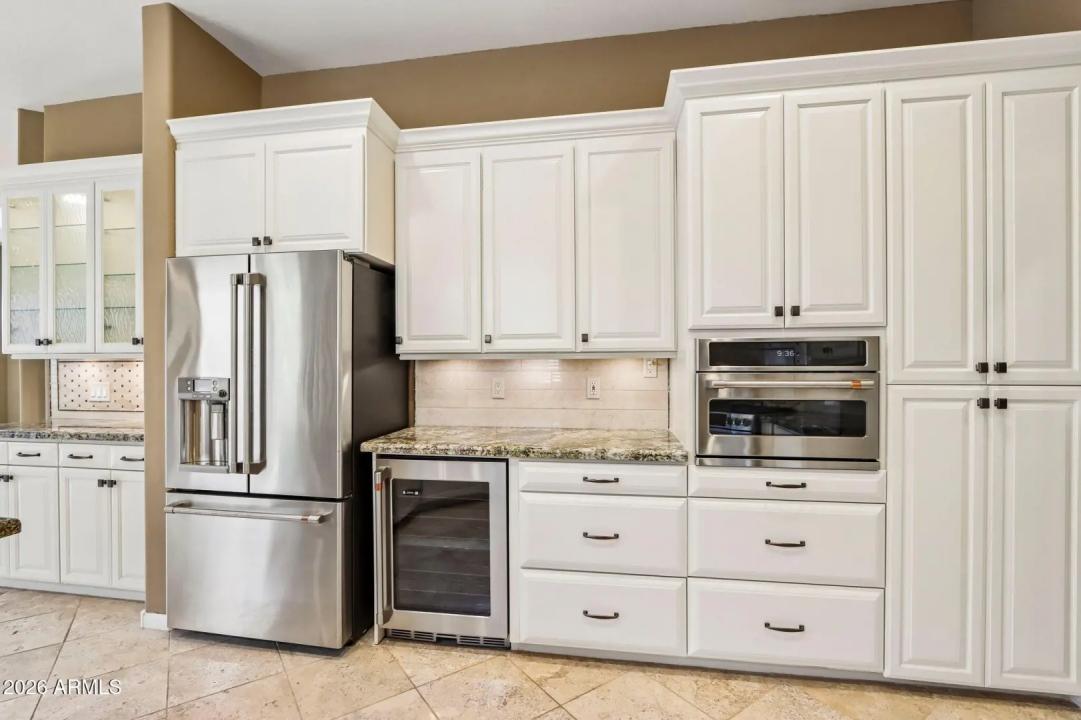 Real Estate Picture 15