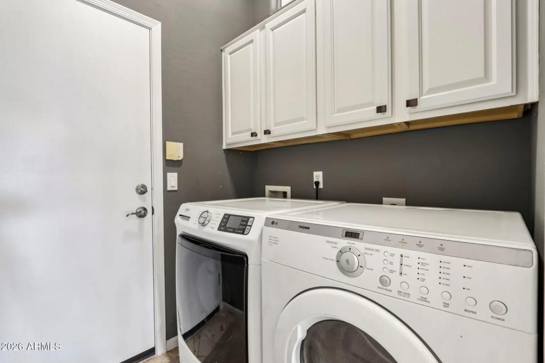 Real Estate Picture 28
