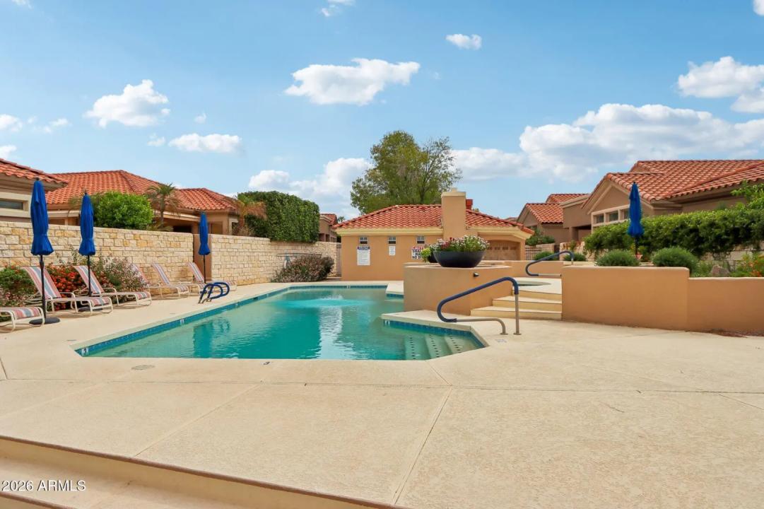 Real Estate Picture 33