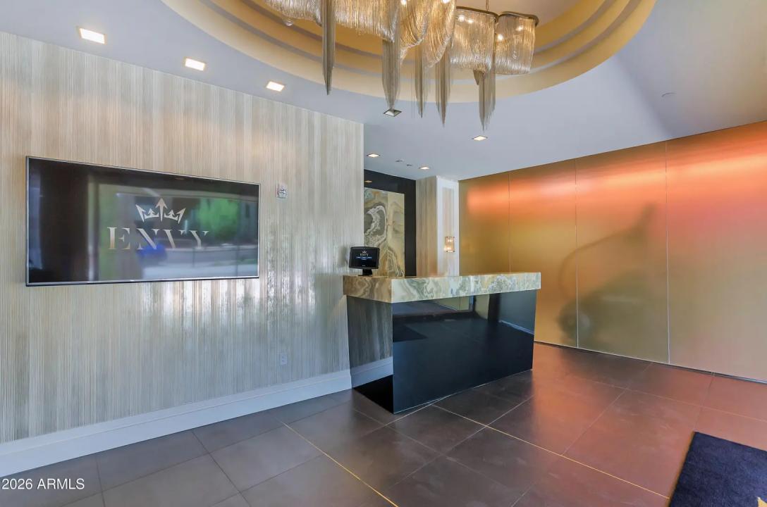 Real Estate Picture 32