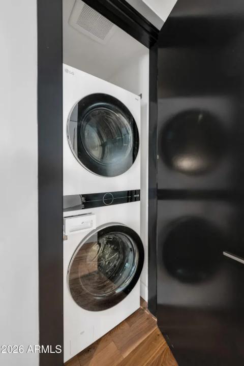 Real Estate Picture 33