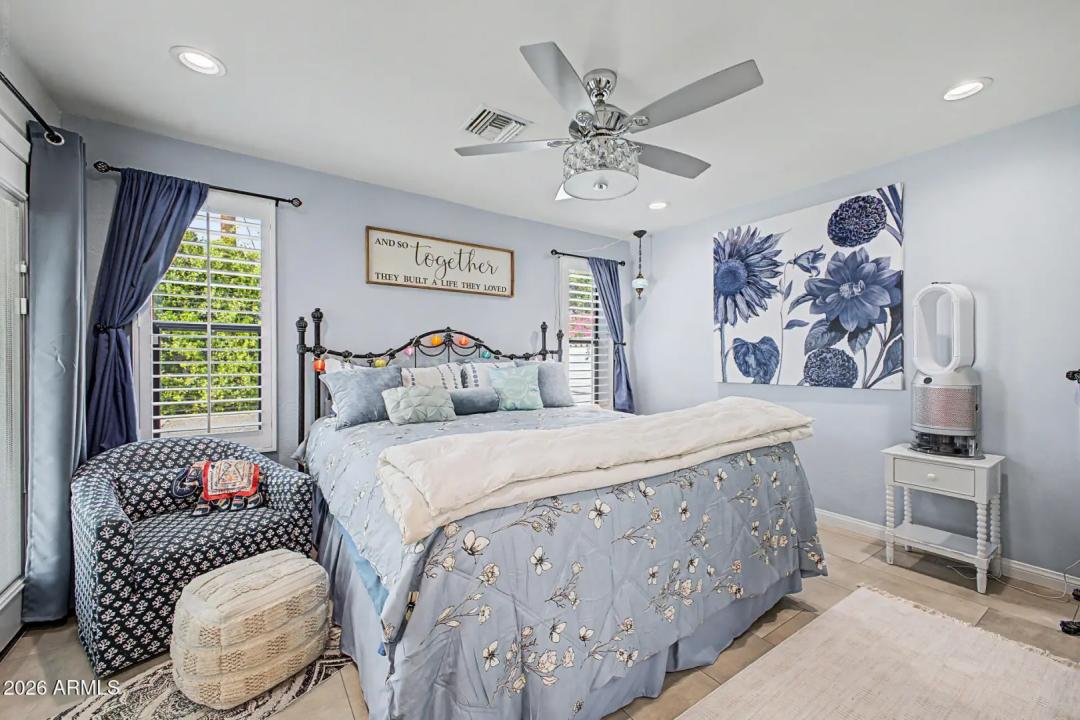 Real Estate Picture 16