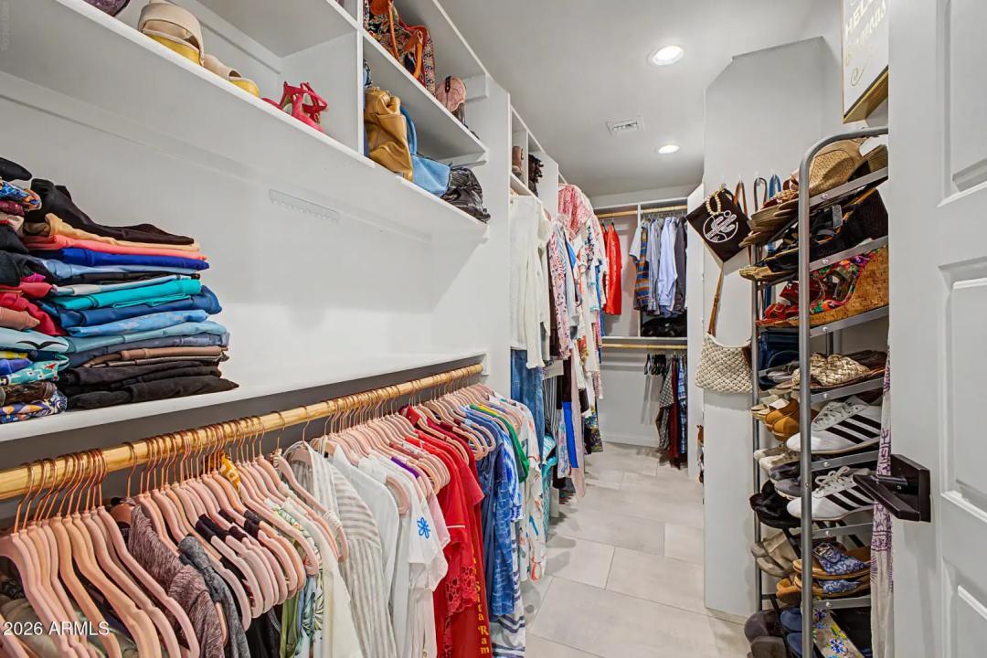 Real Estate Picture 21