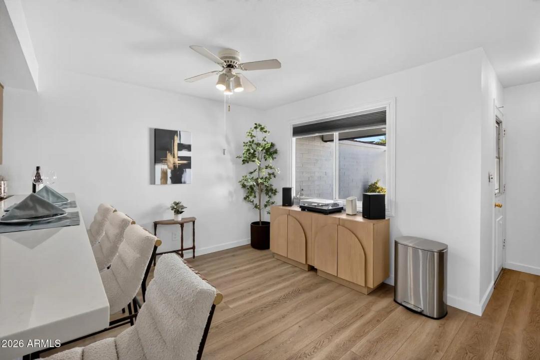 Real Estate Picture 10